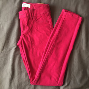 A&F Fuschia Skinny Jegging